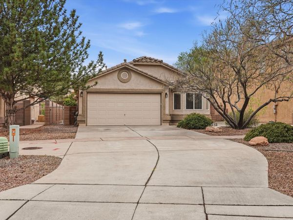 7452 Sidewinder Drive NE, Albuquerque, NM 87113