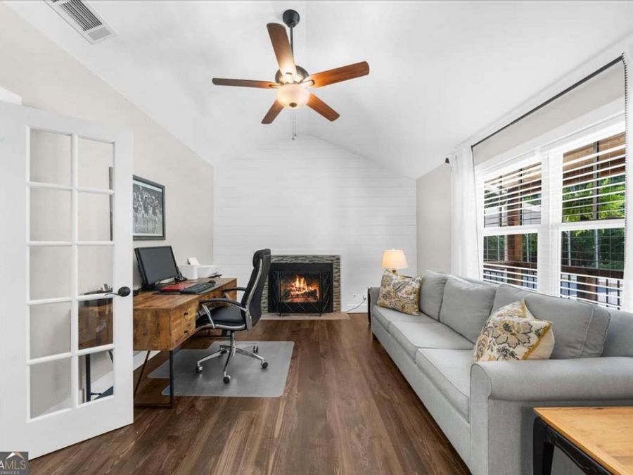 Property Image 25