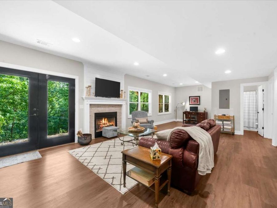 Property Image 40