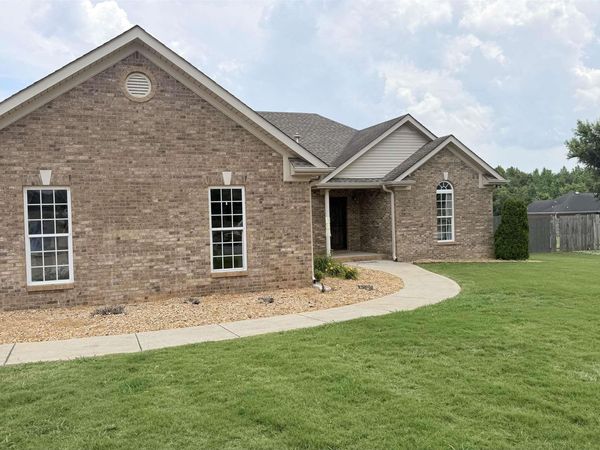 233 Bonaire Drive, Huntsville, AL 35811