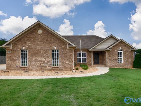 233 Bonaire Drive, Huntsville, AL 35811