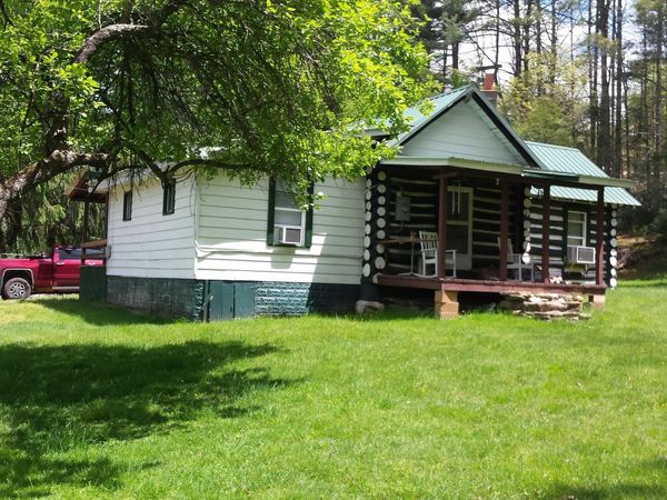 274 Burr Lane, Green Bank, WV 24944