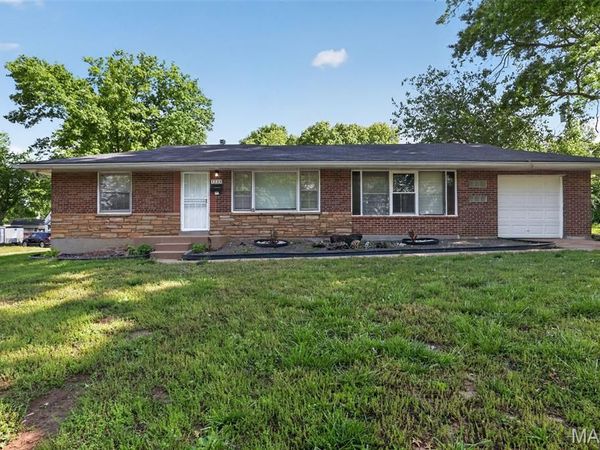 1233 Bosworth Drive , St Louis, MO 63137