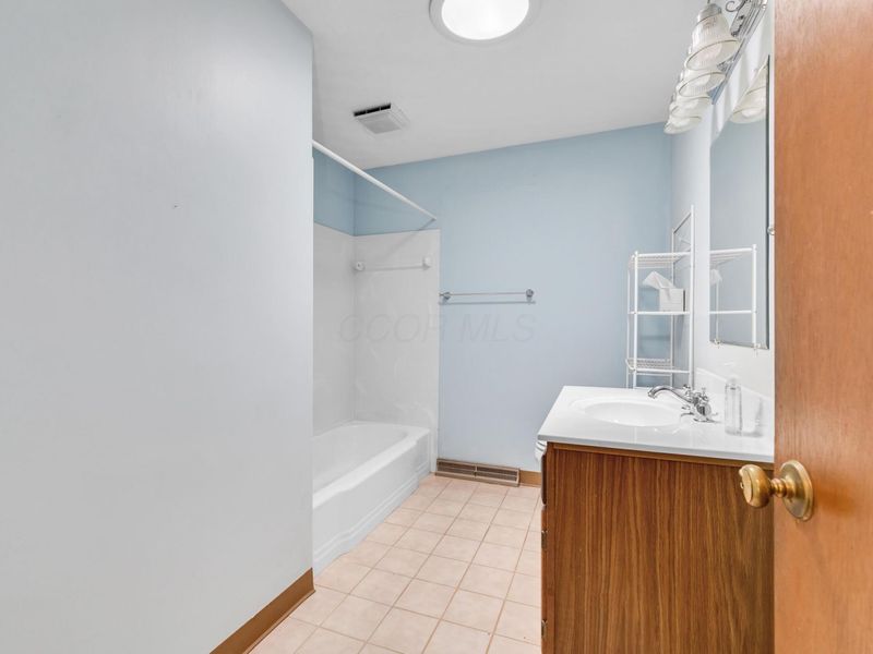 7688 Cubbage Road, Westerville, OH 43081 Photo 48