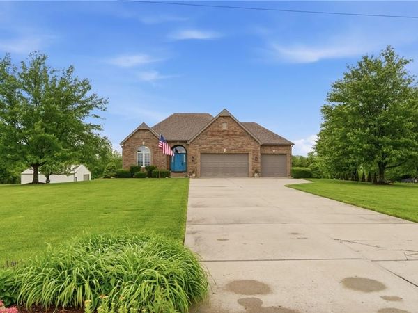 4620 New Lawrence Road, Leavenworth, KS 66048