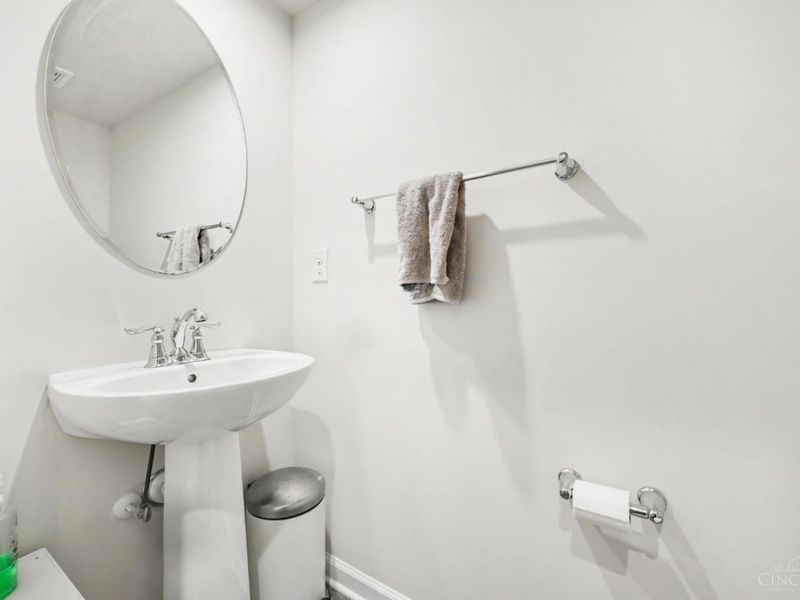 7938 Pinnacle Point Drive, West Chester, OH 45069 Photo 17