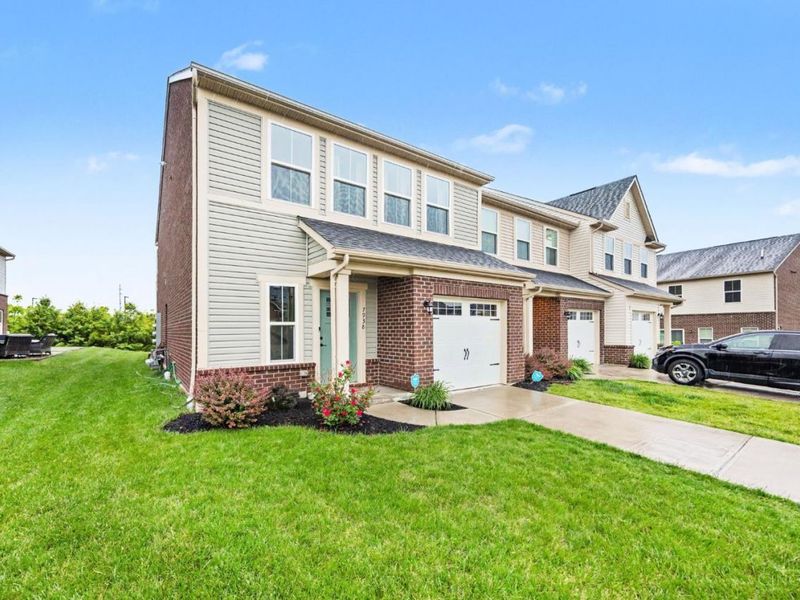 7938 Pinnacle Point Drive, West Chester, OH 45069 Photo 3