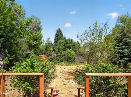 17 Sunnyside Drive, Reno, NV 89503 Photo