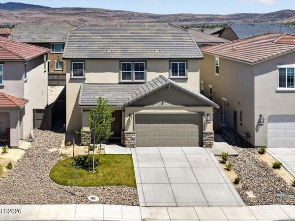 6836 Lunar Orbit Drive, Sparks, NV 89436