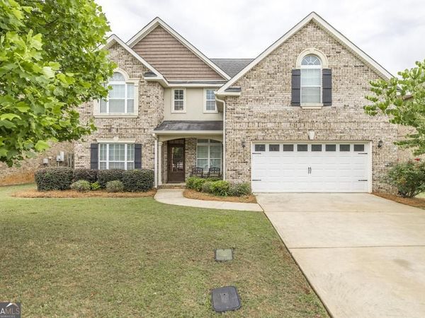 110 Regency Court, Warner Robins, GA 31088
