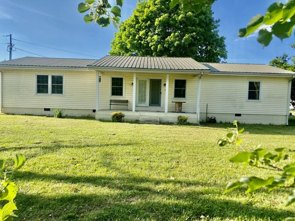 5060 Shelbyville Rd , McMinnville, TN 37110