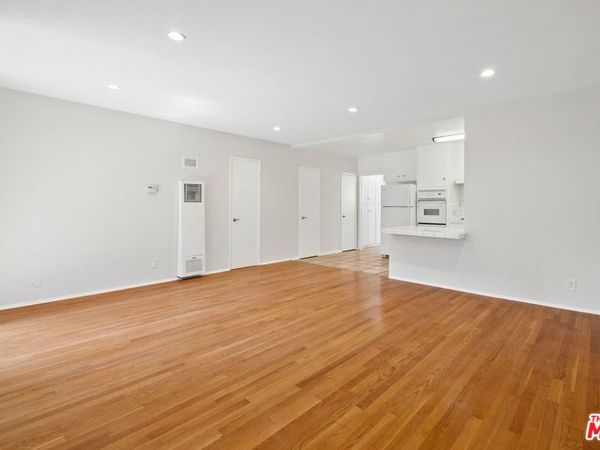 6153 Lexington Avenue, Unit 29, Los Angeles, CA 90038