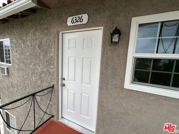 6326 Franklin, Los Angeles, CA 90028