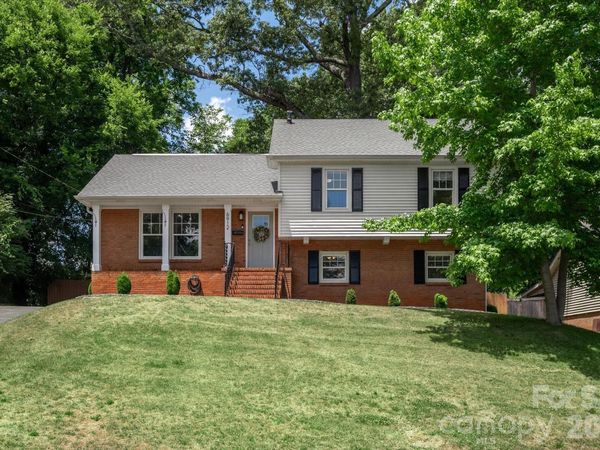 6912 Woodstock Drive, Charlotte, NC 28210