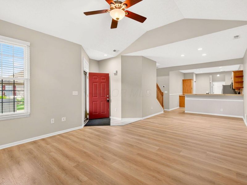 136 Villamere Drive, Unit 7, Columbus, OH 43213 Photo 15