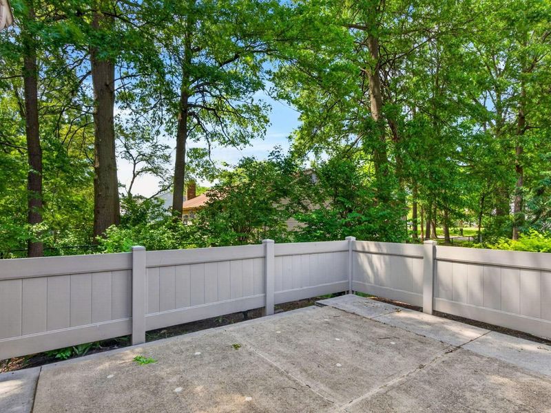136 Villamere Drive, Unit 7, Columbus, OH 43213 Photo 7