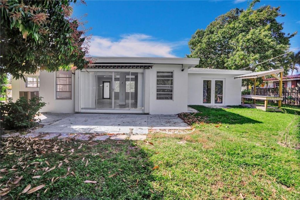 1013 SE 14th Court, Deerfield Beach, FL 33441 Photo