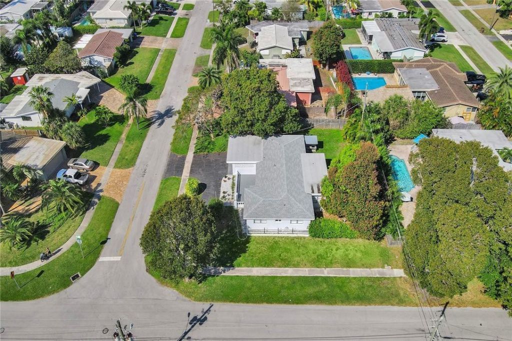 1013 SE 14th Court, Deerfield Beach, FL 33441 Photo