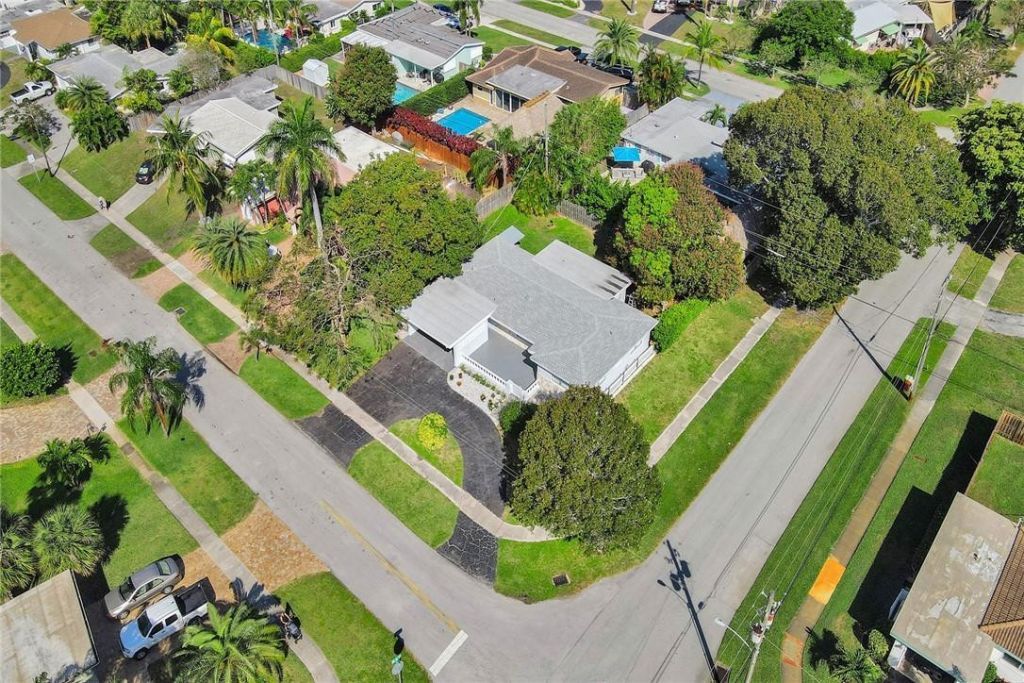 1013 SE 14th Court, Deerfield Beach, FL 33441 Photo