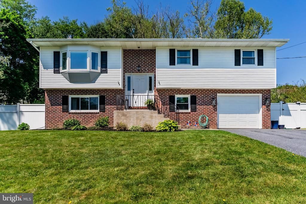 5242 Terrace Road, Mechanicsburg, PA 17050 Main Photo