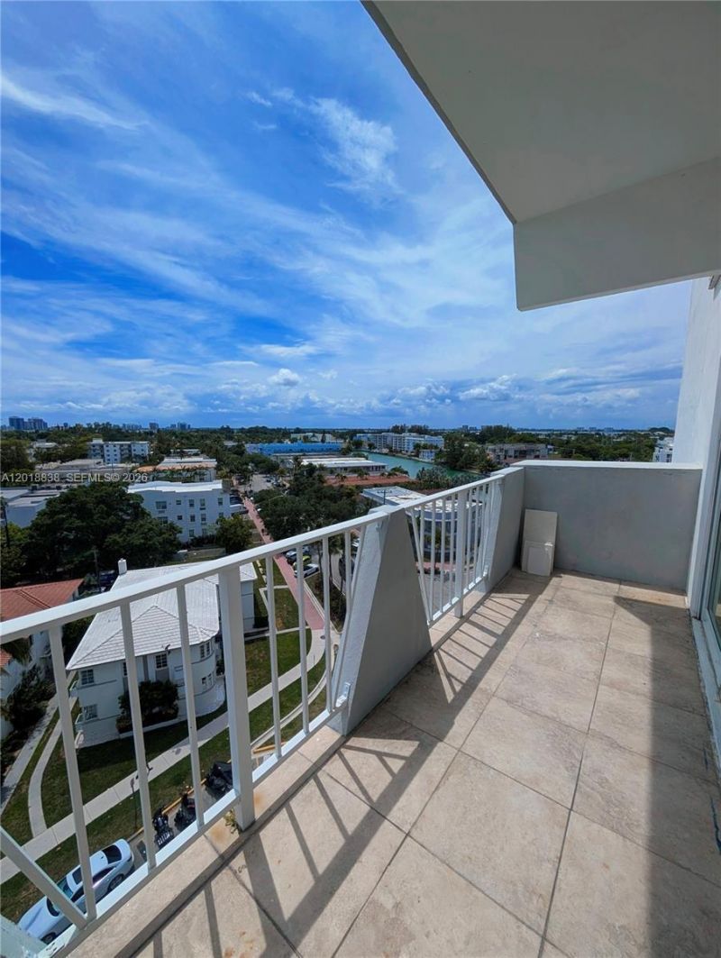 7133 Bay Dr , Unit PH-1, Miami Beach, FL 33141 Photo