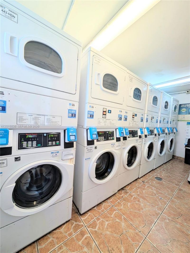 7133 Bay Dr , Unit PH-1, Miami Beach, FL 33141 Photo