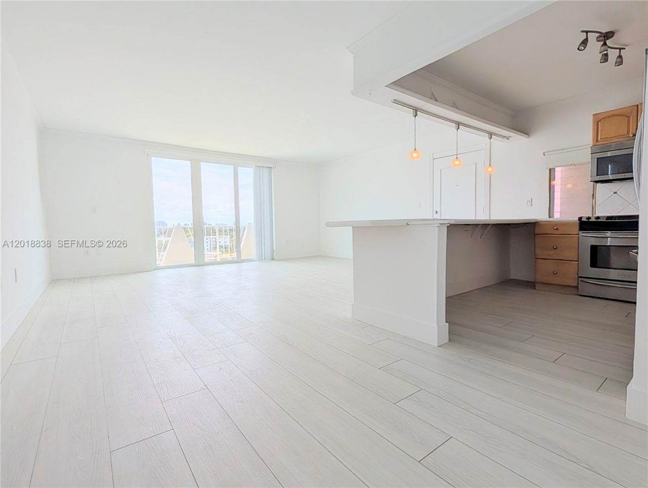 7133 Bay Dr , Unit PH-1, Miami Beach, FL 33141 Photo