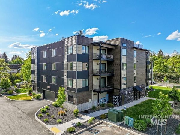 115 N Almon, Unit 201, Moscow, ID 83843