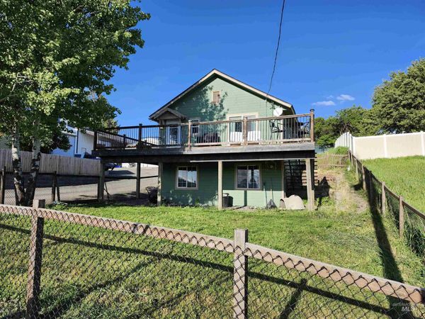 632 N Fir Street, Genesee, ID 83832