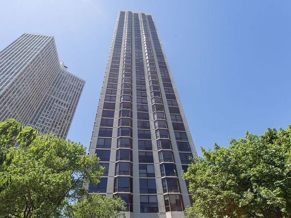 2650 N LAKEVIEW Avenue , Unit 2801, Chicago, IL 60614