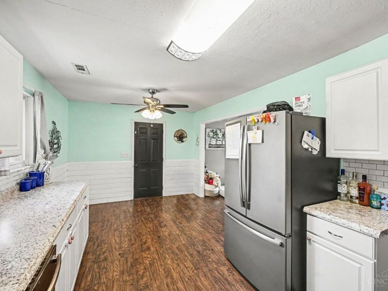 5884 Troy Road, Springfield, OH 45502 Photo 12
