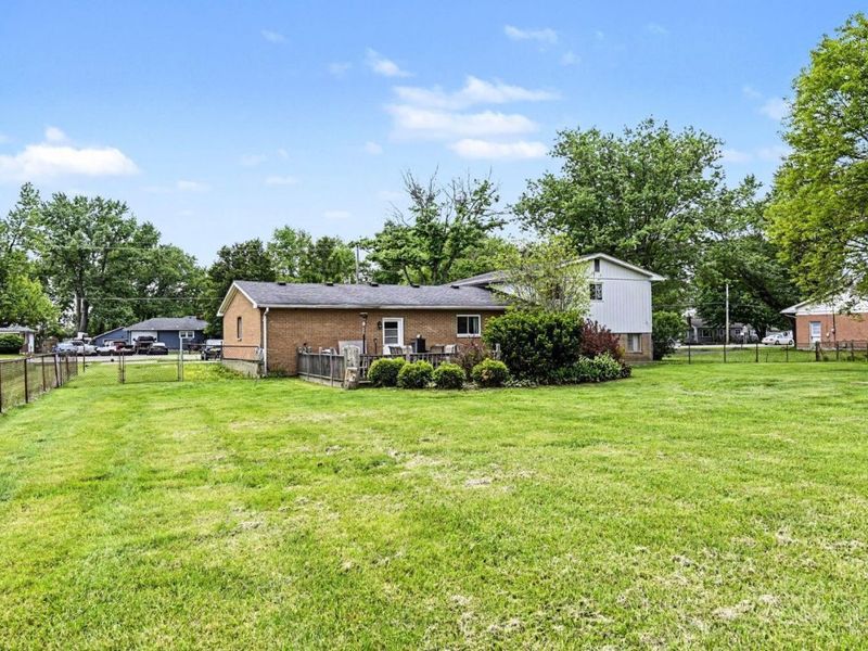 5884 Troy Road, Springfield, OH 45502 Photo 25
