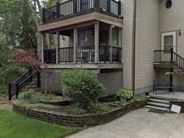 4 Bowers Ave, Tyngsborough, MA 01879