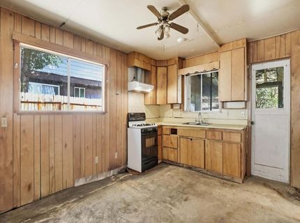 10883 Pine Hill Dr, Grass Valley, CA 95945 Photo