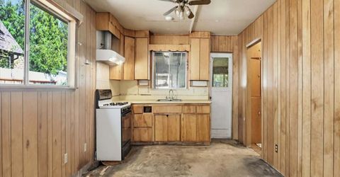 10883 Pine Hill Dr, Grass Valley, CA 95945 Photo
