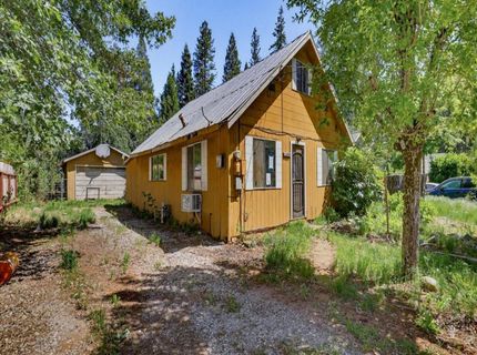 10883 Pine Hill Dr, Grass Valley, CA 95945 Photo