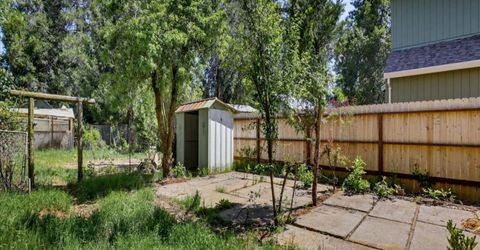 10883 Pine Hill Dr, Grass Valley, CA 95945 Photo