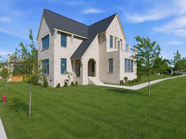138 Beetson Aly , Thompsons Station, TN 37179