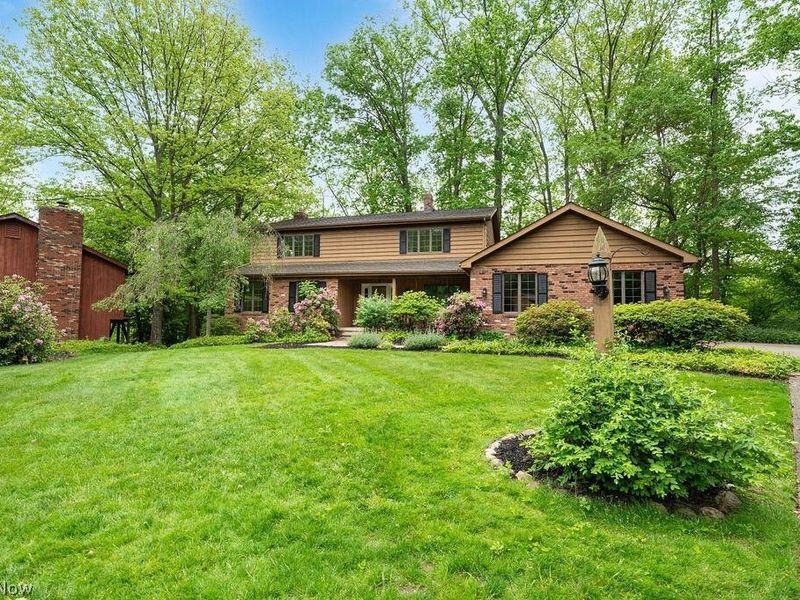 35970 Timber Ridge Lane, Willoughby, OH 44094 Photo 3
