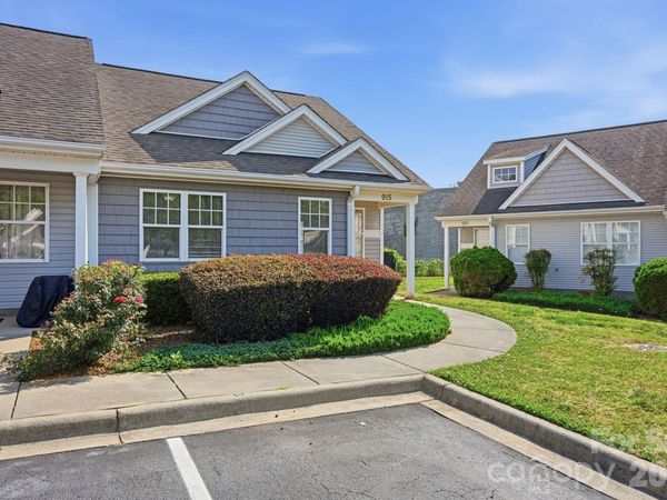 915 Barracuda Avenue, Statesville, NC 28677