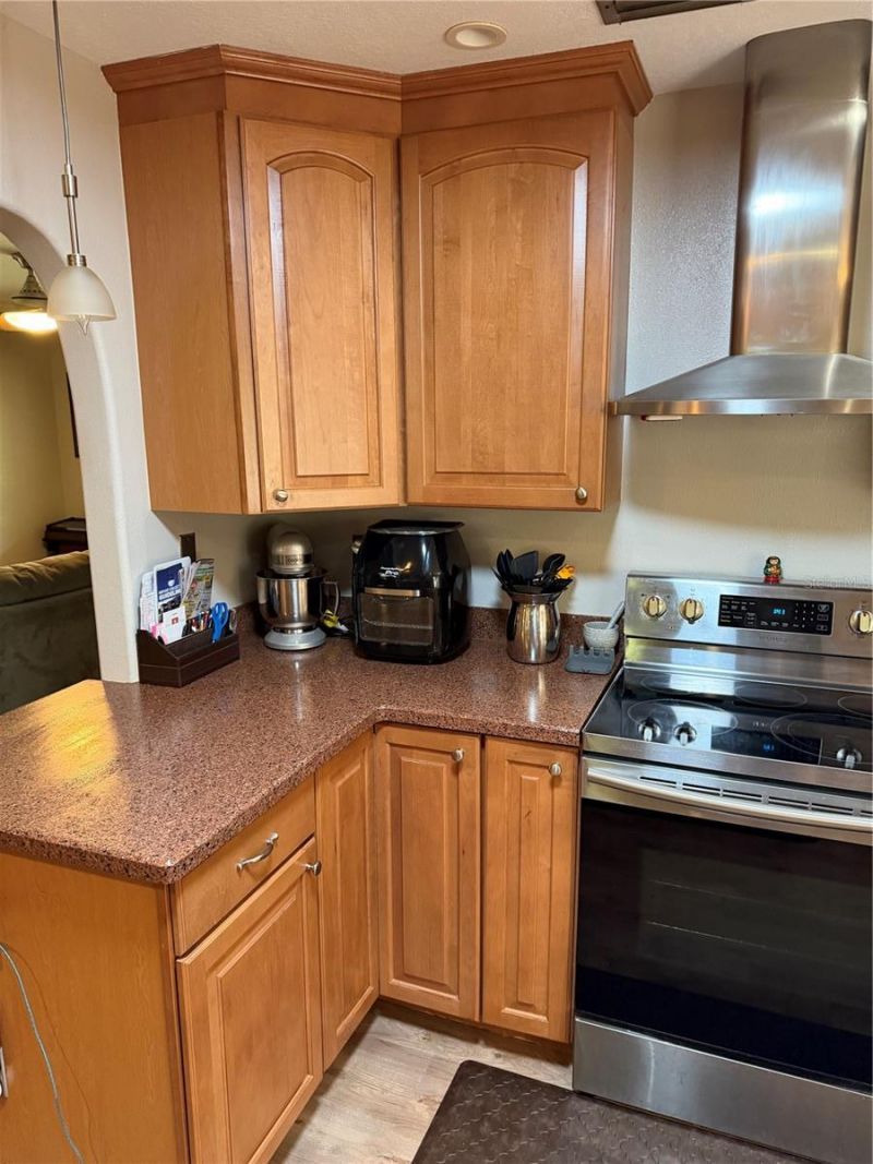 546 Hillcrest Street , Altamonte Springs, FL 32701 Photo