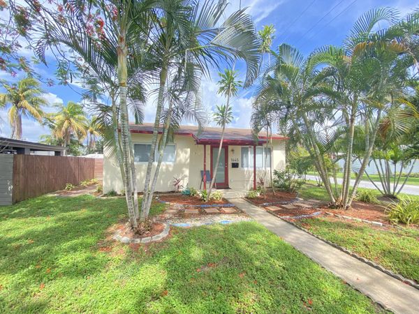 1645 NE 16th Avenue, Fort Lauderdale, FL 33305