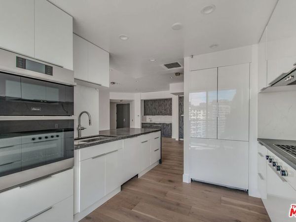 10490 Wilshire Boulevard, Unit 1102, Los Angeles, CA 90024