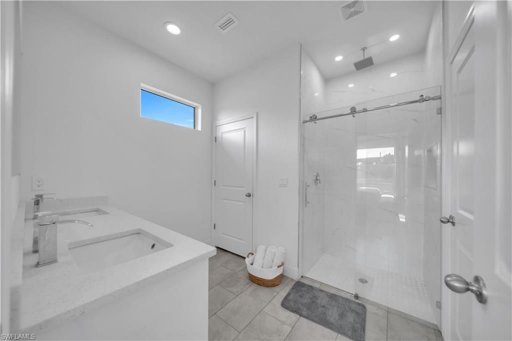 8045 Buttercup Cir , Labelle, FL 33935 Photo