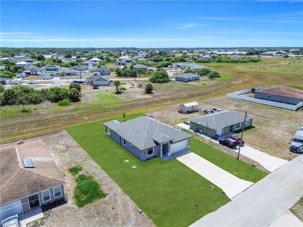 8045 Buttercup Cir , Labelle, FL 33935 Photo