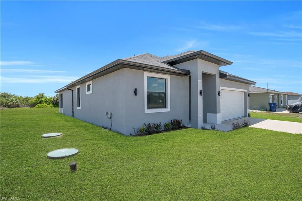 8045 Buttercup Cir , Labelle, FL 33935 Photo