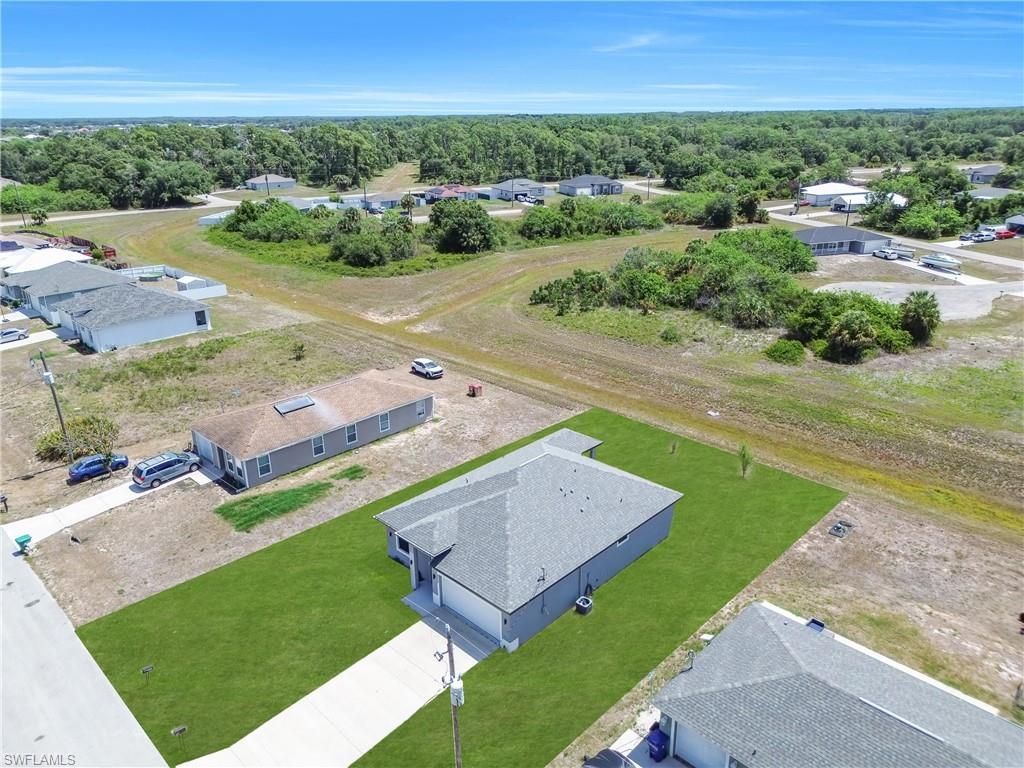 8045 Buttercup Cir , Labelle, FL 33935 Photo