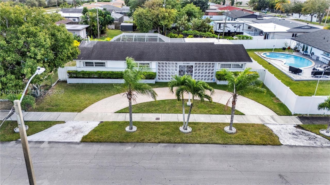 11260 SW 181st Ter , Miami, FL 33157 Photo