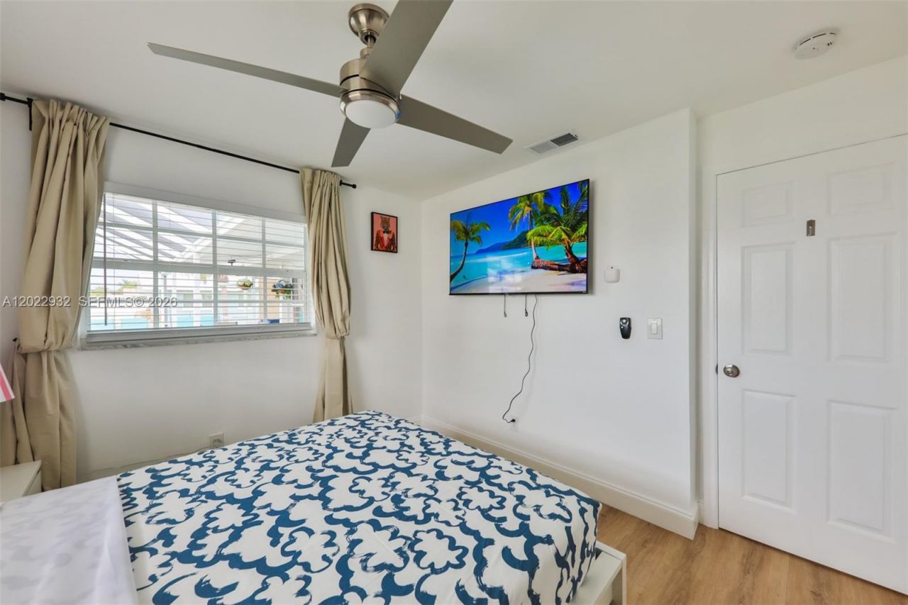 450 Bayshore Dr , Cape Coral, FL 33904 Photo