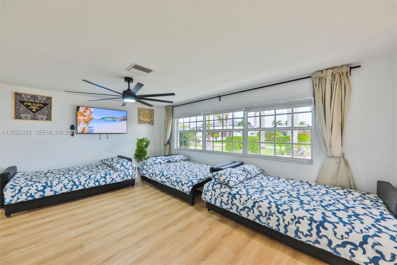 450 Bayshore Dr , Cape Coral, FL 33904 Photo